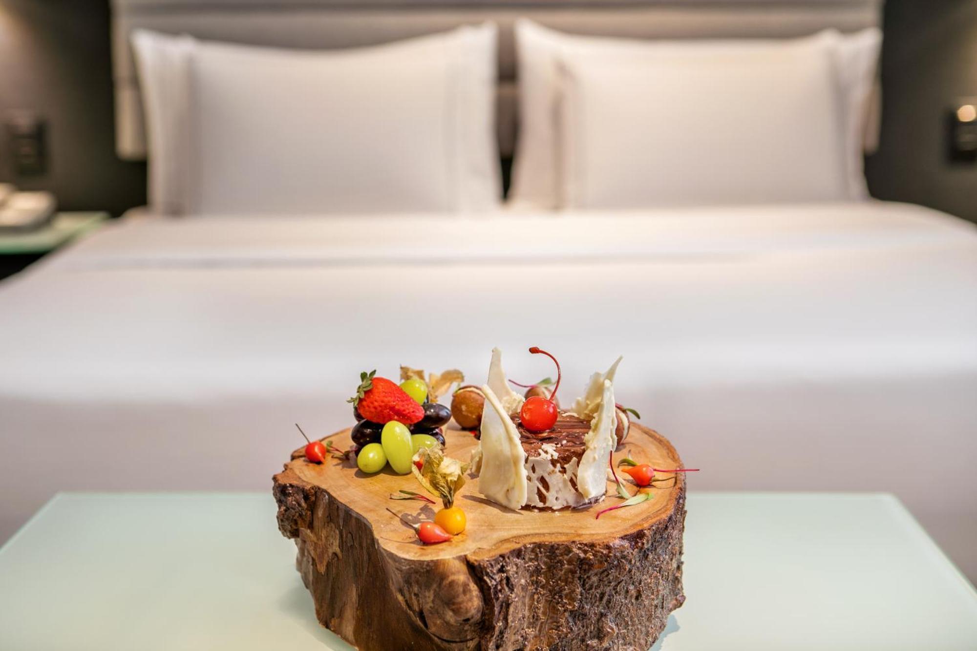 Meliá Paulista Hotel Sao Paulo Bagian luar foto A fruit cake